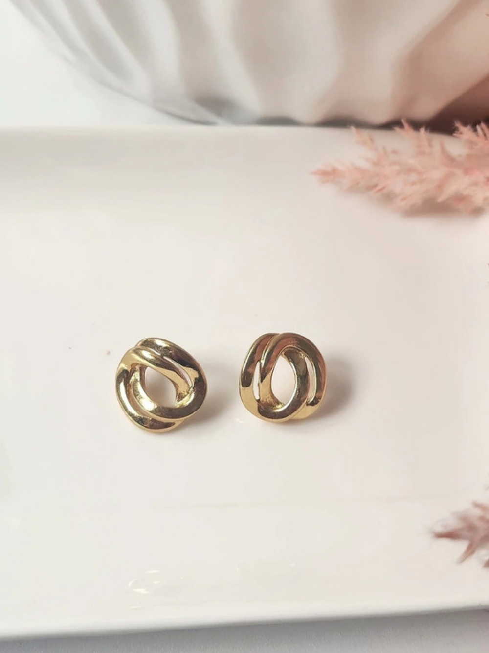 Monet Vintage Gold Tone Earrings